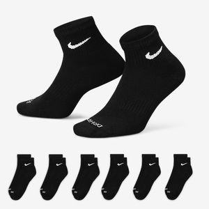 NIKE Training Ankle Socks (6 Pairs)
Nike Everyday Plus
Cushioned
NWT